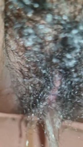 Sri lanka girl pissing in toilet caught with sounds real