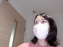 300mium-728　激しい手マンからの潮吹き、手についた潮を舐めさせ