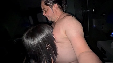 NOVINHA SAFADA DA RUBÍ TORRES FAZ UM BEIJO GREGO DELICIOSO RIMMING