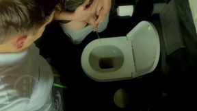 Amateur Boys Peeing Together