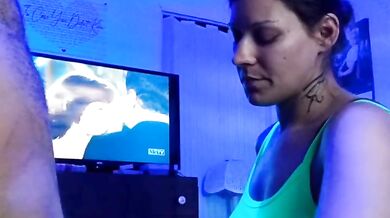 Wisconsin milf gets facial