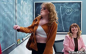 Damn Catfight turned sex What a great way to start the New Year