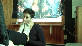 First feet for Sarah-Lynn (mp4)
