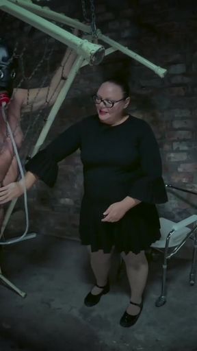 Dominatrix Mistress April - The piss Whore takes it all   Clip 2