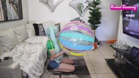 Miku blows up and pops inflatable beach ball and donut copy