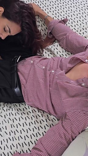 Apolonia Leaves the Twins' House to Come to Mine