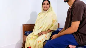 Hot Beautiful Bangladeshi Mom Gets Fucked in Bangla Sex Video