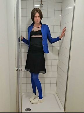 Wetlook Slut Annemieke Cumload under Shower