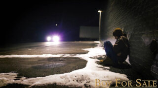 Fetischvideo av tatuerade Jack Dixon och Richie West, knullade i röven