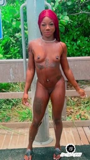 LOLA BLACK XXX AT HAULOVER BEACH NUDE OUTSIDE