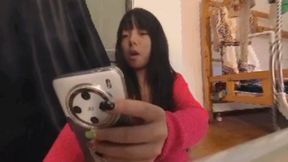 VR360 HEIYU enjoys smoking