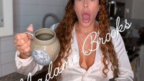 Nikki Brooks- Step-Mommy Unaware Giantess (1080HD)