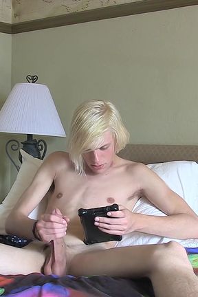 Watching Porn &amp; Jerking off