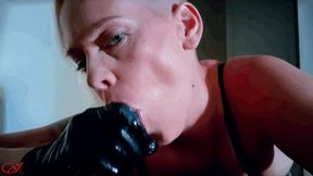 Gloved POV Blowjob 720 MP4