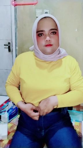 Ivvy Hijab Crossdresser , wearing jeans then masturbates