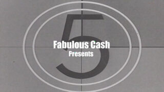 Chrissy Cane se lo mete hasta el fondo del culo en un vídeo POV de fetichismo de pies