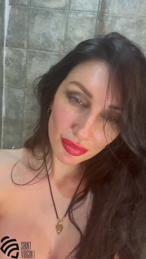 Dirty talk and pee in the shower