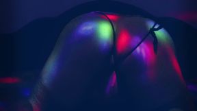 Hot ass wiggle, enjoy watching my hot ass that desires you