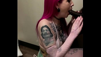 Blowjob with Inches