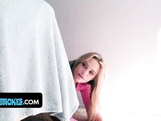 mother I'd like to fuck Double-Teams Little Golddigger Wench!