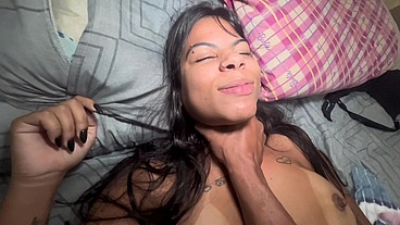 Apanhando igual uma vadia e levando rola do meu macho