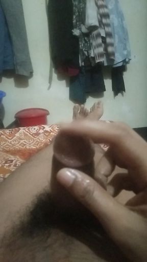 There's no one at home, I'm really craving it, so I clapped my hands.