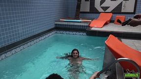 festa com a modelos na piscina e assim que se curte um fim de semana - gih rocha - cristine castelary - binho ted