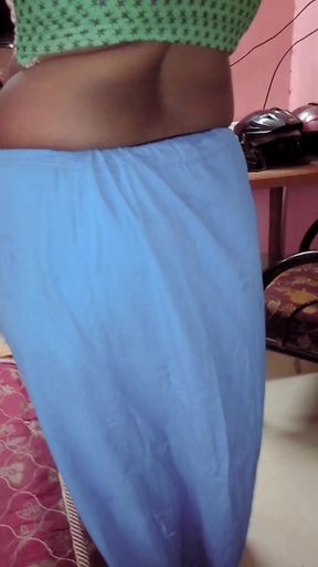 Desi Tamil Wife Renu Wet Nude Body Towel Dry & Slow Saree Dressing Tease! Indianhotwifex