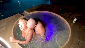 Cheating wife Deliah Grace gets her big booty fucked in the hot tub