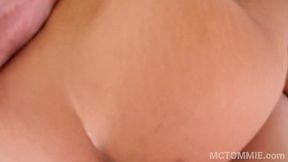 hot latina, frida sante gets a facial