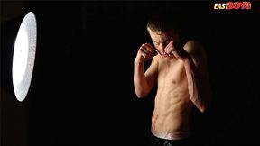 Luis Karon shows his great body... solo teasing