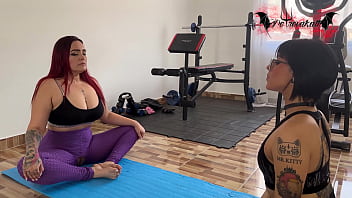 Flexible yoga babe gets her tight muscles stretched