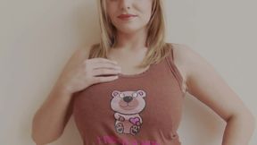 Gorgeous Blonde Babe Charley Likes to Poses Naked