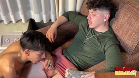 Jizz Huge Cock Hung Papi Facial! Big Cumshot