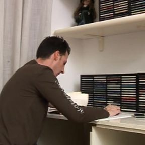 Amateur Sexy Cougar Rides a Big Hard Cock