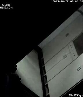 10-22酒店偷拍！长腿清纯高颜学妹和学长开房打炮，刺激