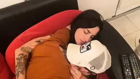 Famous Argentine influencer MILF Nat debuts in threesome with teen girls