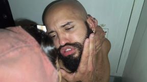 metendo pica em todo mundo,quase quebrei a cadeira de tanto macetar o cusinho do novinho