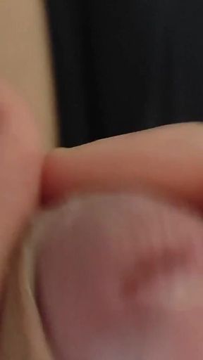 Amazing Pre Cum Glans.