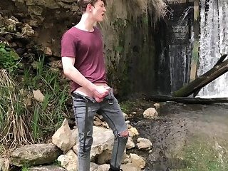 Hot Hunk Jerking his Big Dick (23cm) in Public Place near the Dam&#x2F;Boy