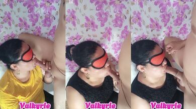 Hermosa sumisa con antifaz en duro castigo y garganta destrozada en rough bondage