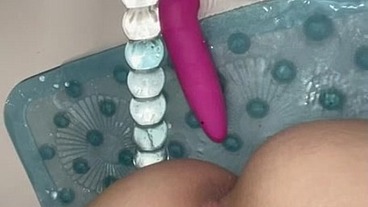 Juicy pussy..Anal,pussy masturbation..Vibrator on the clitoris..Triple pleasure