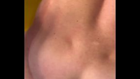 Novinho hetero deixou a namorada em casa e veio comer cuzinho escondido!