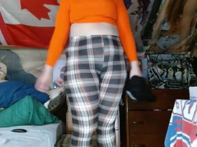 Fat Sissy CosmicJones88 Shakes Big ass in Leggings and without