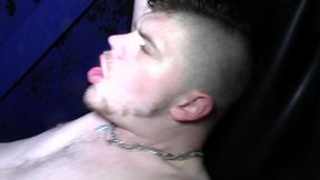 mec de cite baise barebac par vieux pervers sur un slingmec de cite passif ...