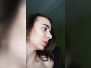 MASTURBAZIONE BLASFEMA IN VIDEOCHIAMATA CON L'AMANTE