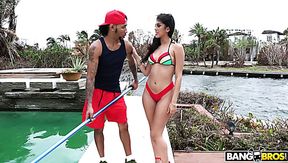 Bootyfull gal Sophia Leone is a spicy Latina babe who is also a good slut