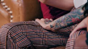 Modern-day Sins - Aiden Ashley Learns to Squirt & Scissor From Hot Lesbian Sex Therapist Lily Lane!