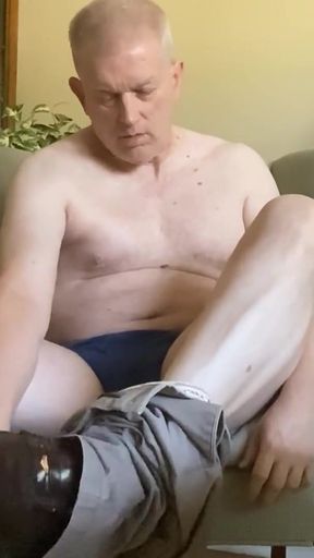 Captivating moment from "Mature daddy masturbating naked"