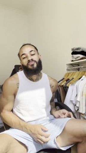 Hot tattoed brazilian jerk off big black cock